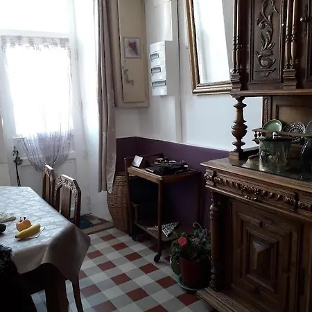 Chez Clo * Frenes